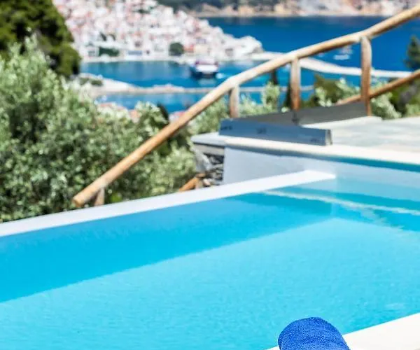 Petrino * סקופלוס טאון